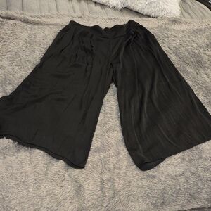 Vince Camuto Black Wide Leg Pants Size M!